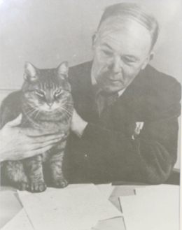 Gerald Brenan y su gato