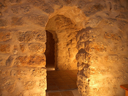 Interior de la Sala Arqueolgica de las Cuevas de las del Convento, en los bajos del Ayuntamiento